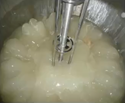 傳統(tǒng)分散往往需要高剪切分散機輔助混合 傳統(tǒng)分散往往需要高剪切分散機輔助混合